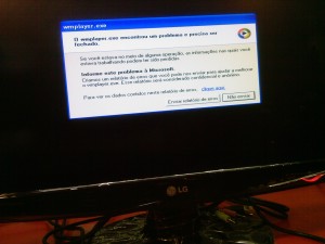 Photo-0070 Windows media error message on lg monitor