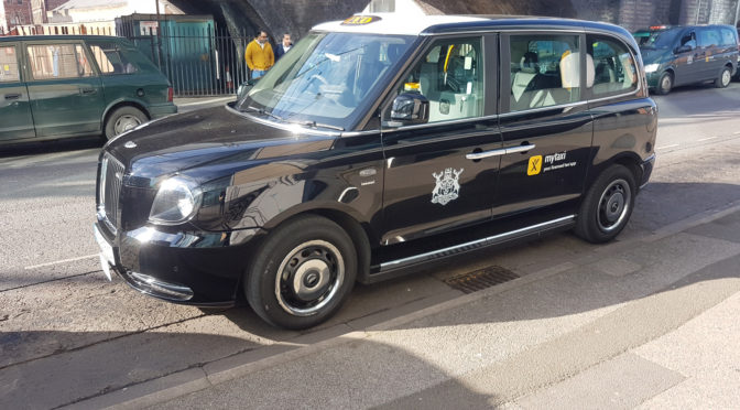 Wireless charging of electric taxis